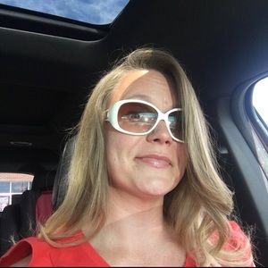 Meet your Posher, Clare